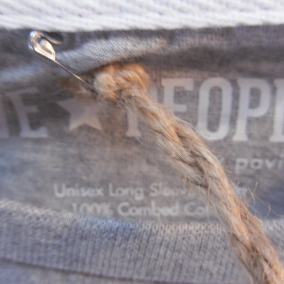 WE PEOPLE LONG SLEEVE GREY SHIRT THAT STATES"LFE IS BETTER WHEN YOU ARE CAMPING" - Picture 6 of 9
